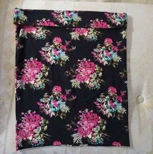 TORRID Above Knee Skirt